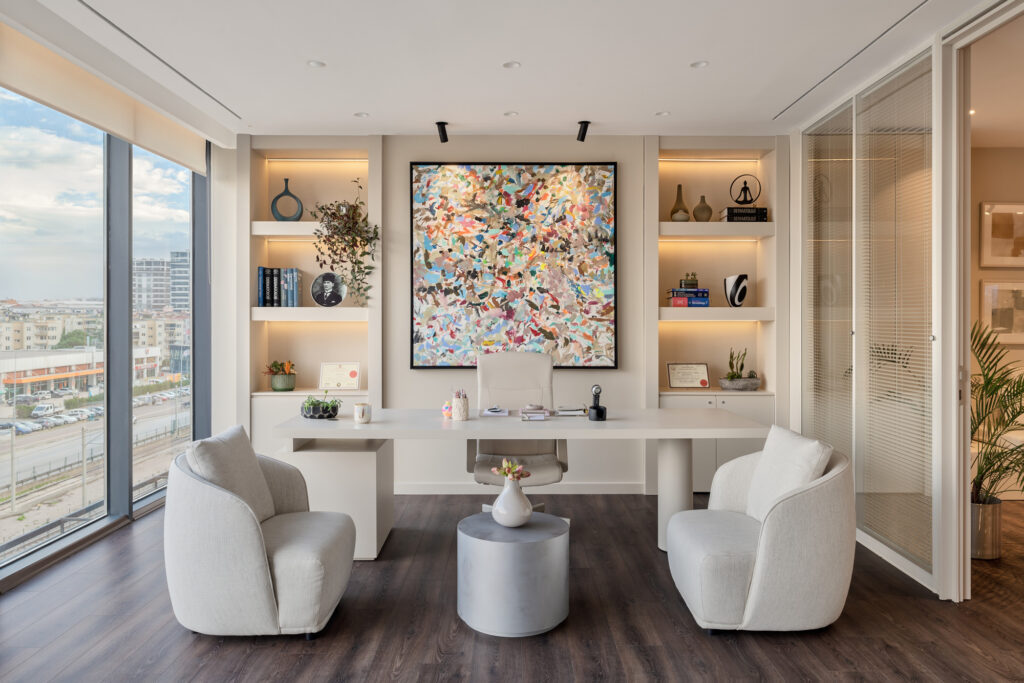J DERMATOLOGY CLINIC